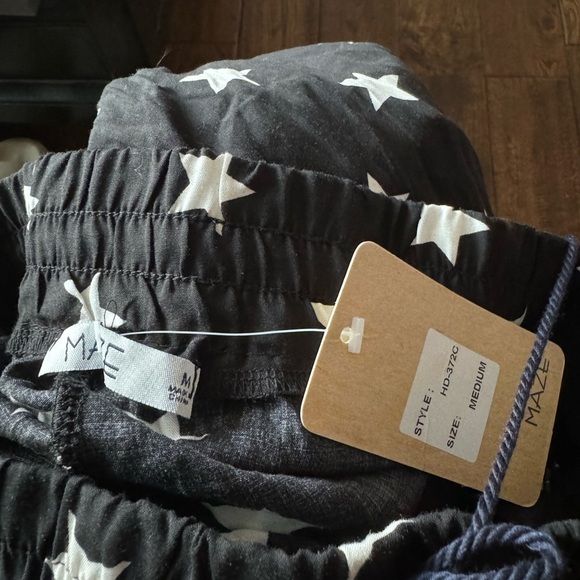 Maze Star Print Pull On Jogger Pants - Picture 3 of 5